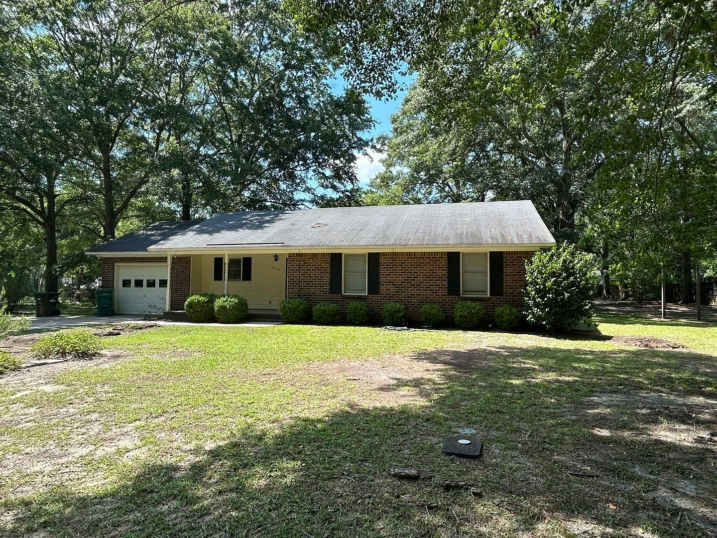 Shaw Afb-Pet Friendly- 3 Bedroom/2 Bath Home Close To Shaw Afb — Photo 2
