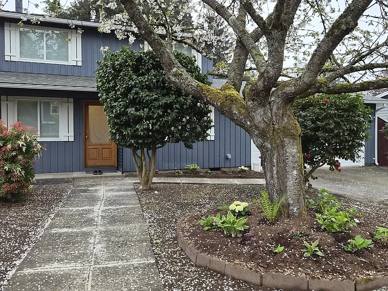 2302 201st Pl SW — Photo 1