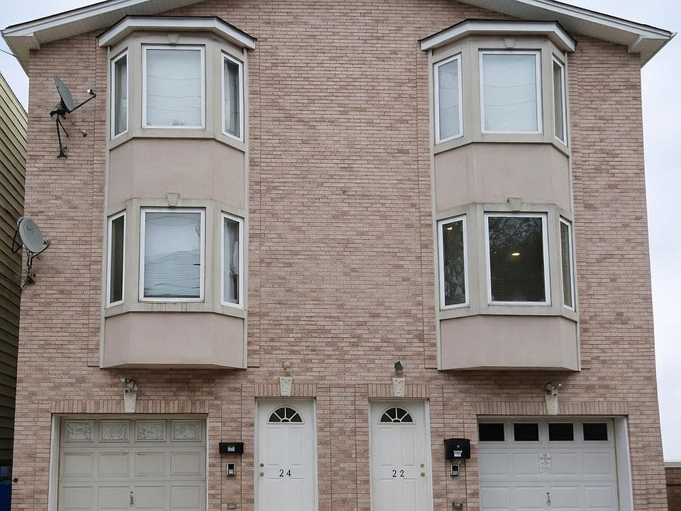 1st image of 22 Dales Ave #1
