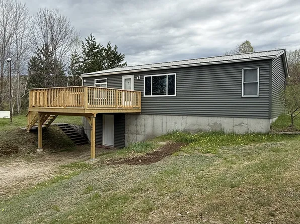 869 Valley Rd, Randolph, NH 03593