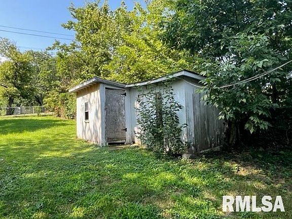 3rd image of 309 E Main St