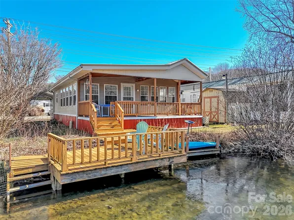 312 Mallard Loop, Waynesville, NC 28785