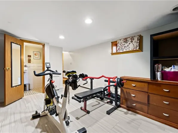 1715 East 35th Street image 18 of 32