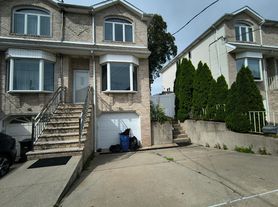 25 Palisade St