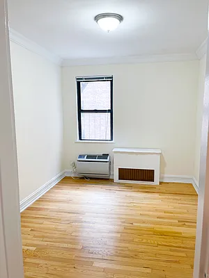 Rented by Urban Real Estate Inc | media 25