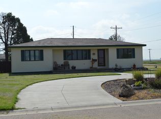 208 S Henderson St, Holcomb, KS 67851