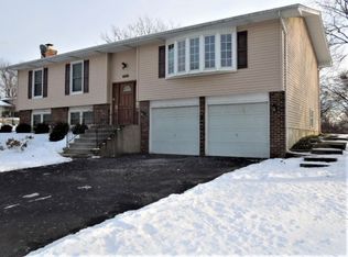 6680 Springside Ave, Downers Grove, IL 60516