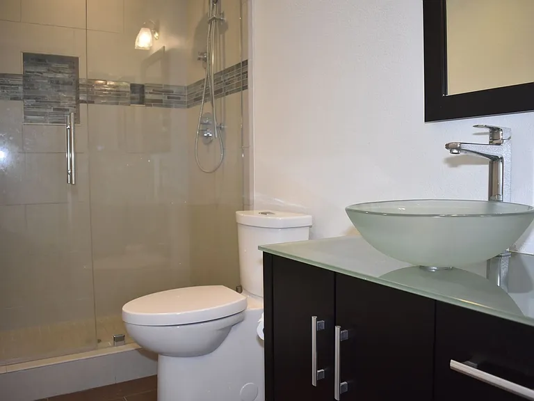 630 Rogers Cir — Photo 5