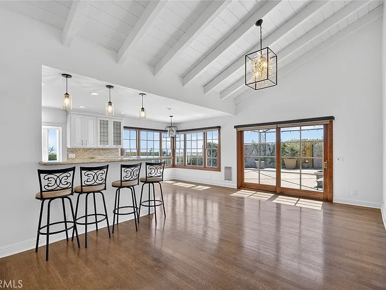 32201 Sea Island Dr — Photo 34