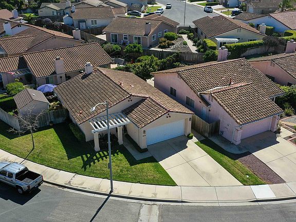 3rd image of 436 E Playa Blanca St