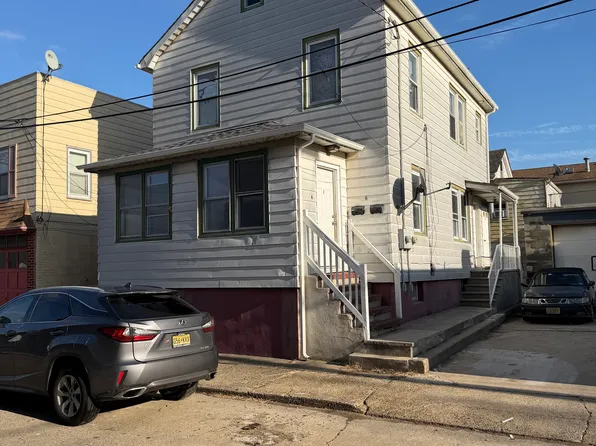 6 Eberwein St, South River, NJ 08882