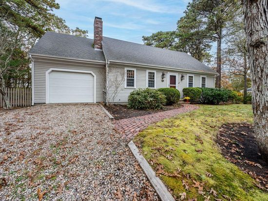 56 Oak Lane, Brewster, MA 02631