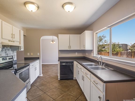 5th image of 7943 BRAZORIA PARK