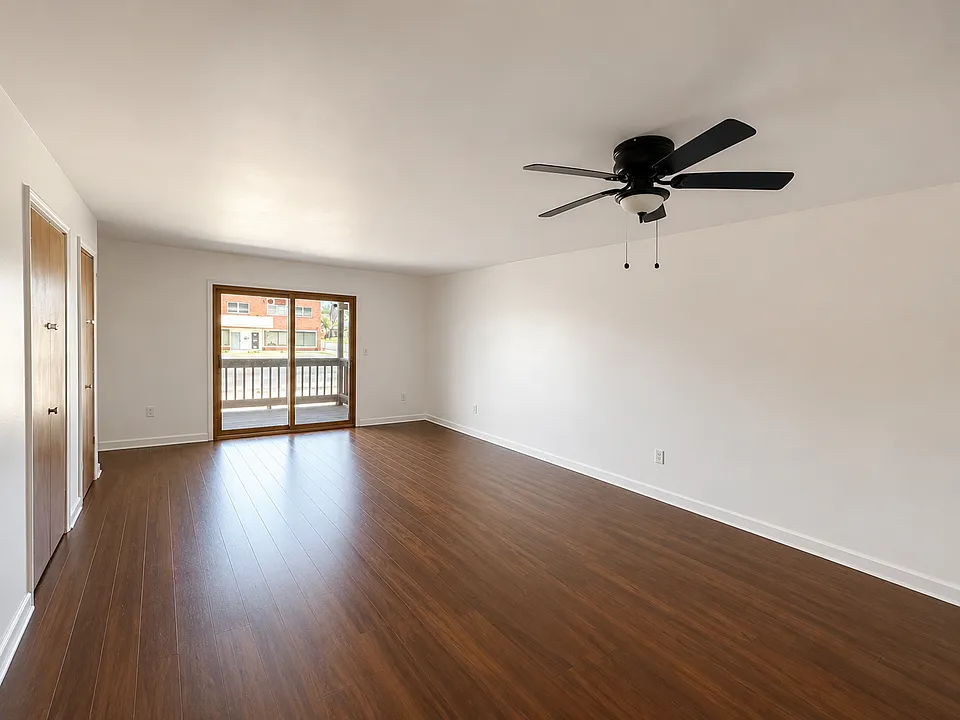 1188 Kenmore Ave #1