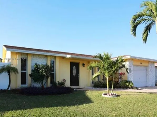 314 SE 4th St, Dania Beach, FL 33004