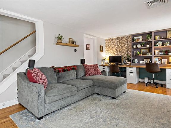 5th image of 48 Rowe Ave