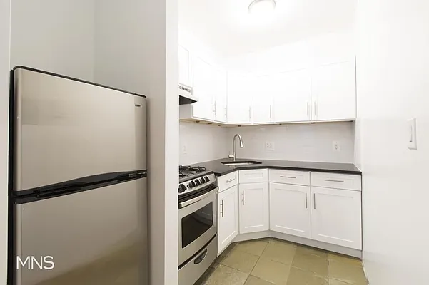 Rented by MNS Marketing | media 17