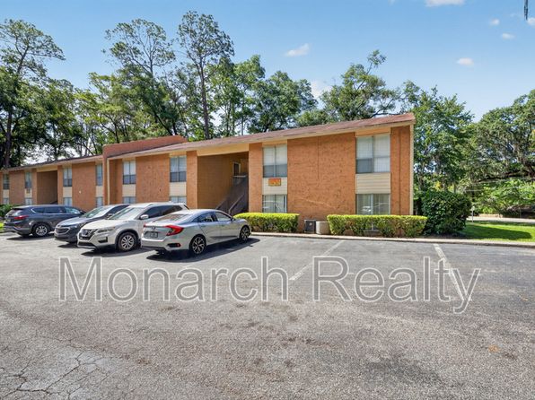 1810 NW 23rd Blvd