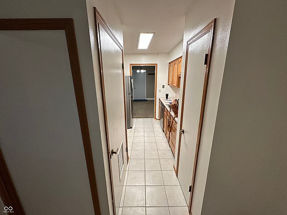 4th image of 4303 Dahlia Ct