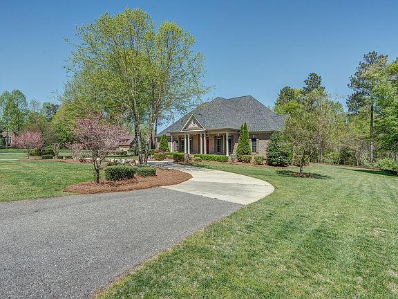 4th image of 560 Morning Glory Ct