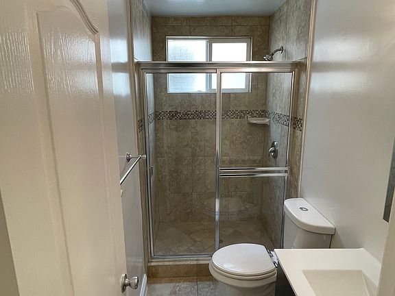 5th image of 1453 S Rexford Dr #1
