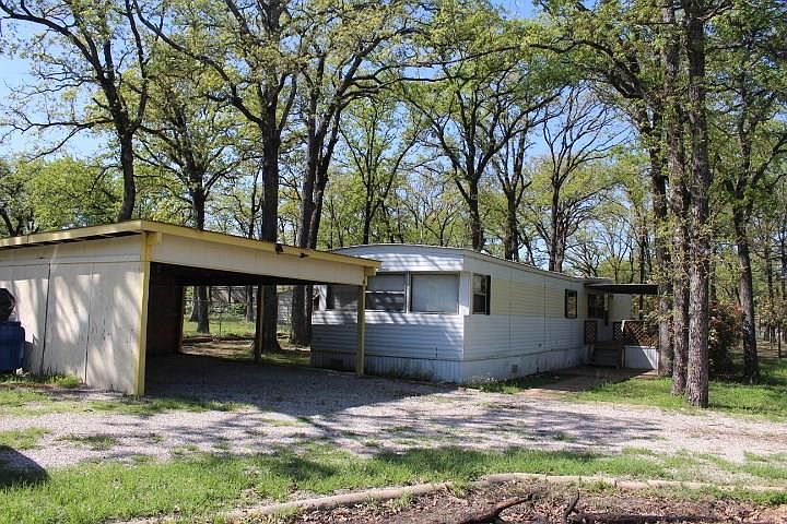 1st image of 121 Brett Dr