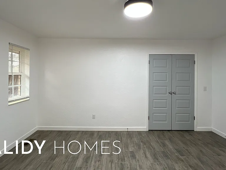 12510 Maple Ridge Rd — Photo 52