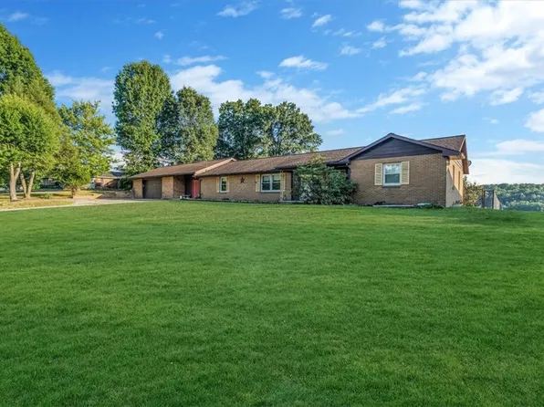 327 Dixon Blvd, Uniontown, PA 15401