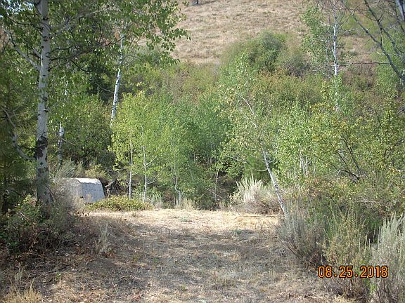 2nd image of Twin Pine Subdivision #1