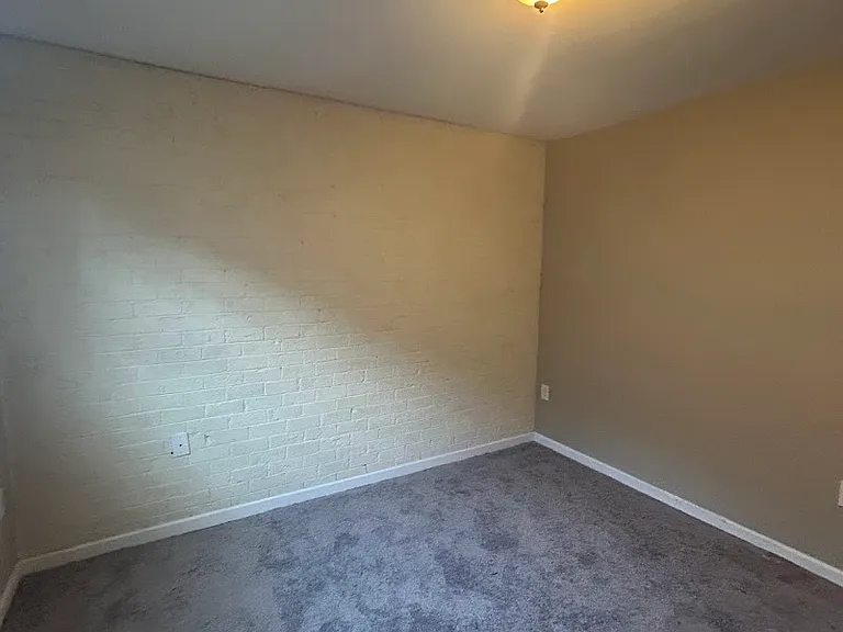 1213 Green Oaks Ln #1211B-1211G-1213E — Photo 16