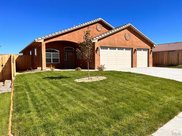 5129 Berrycrest Dr, Pueblo, CO 81005