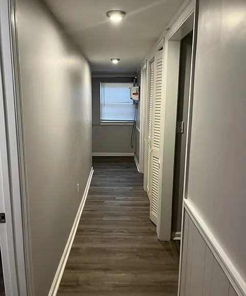 410 Moseley Dr — Photo 10