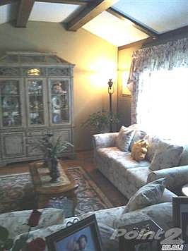 4th image of 271 Illinois Ave