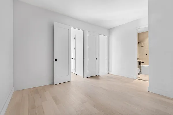 Rented by Nest Seekers International | media 22