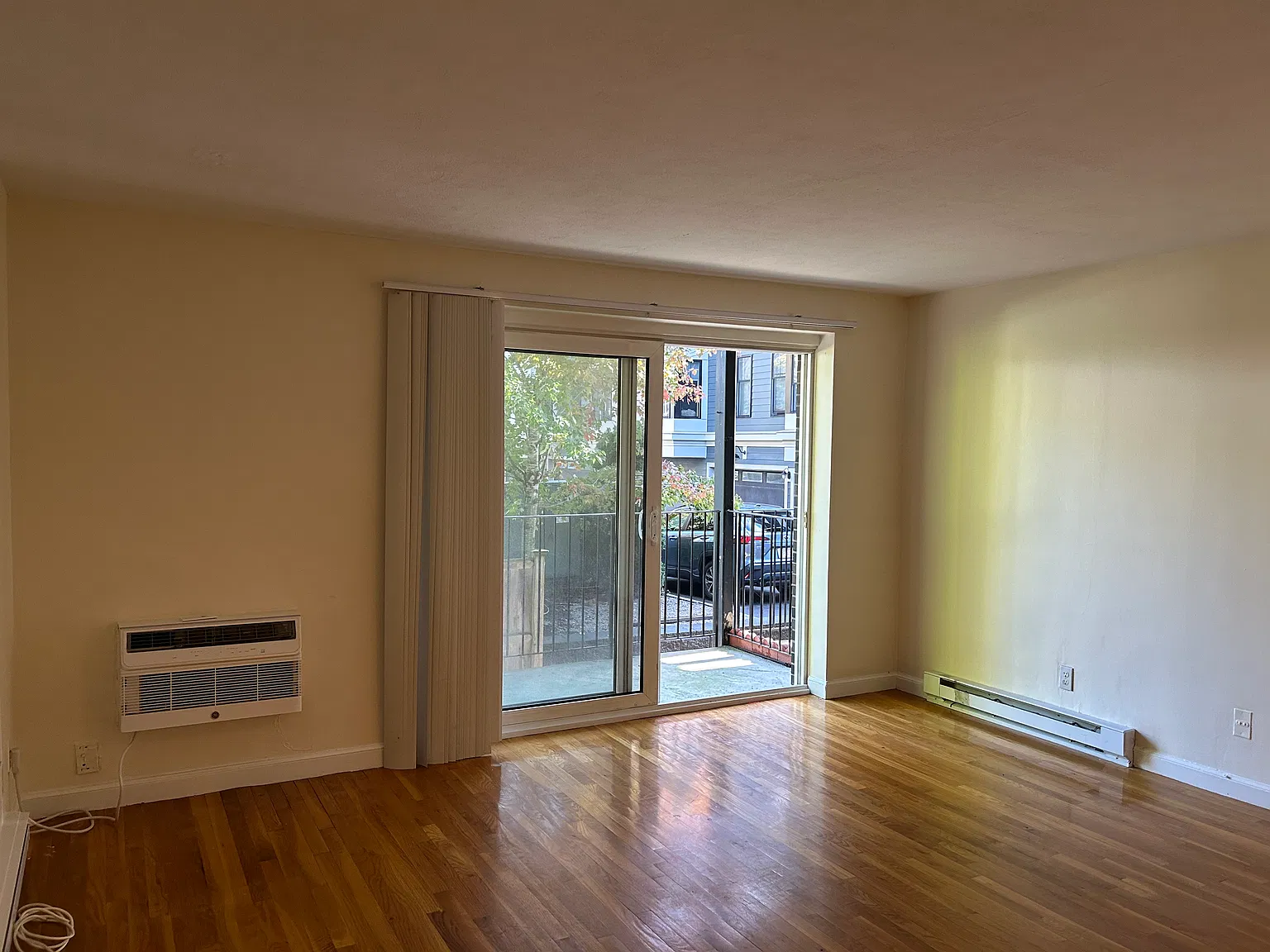 2 bed, $2,450 — Photo 2