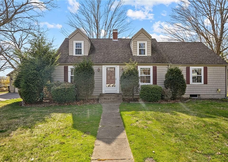 210 Pulaski St, West Warwick, RI 02893 Zillow