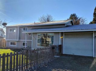 1706 S Everett Pl, Kennewick, WA 99337