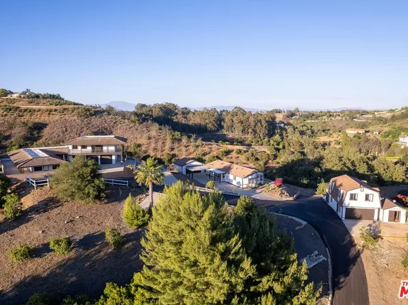 44310 Via Barranca Rd, Temecula, CA 92590