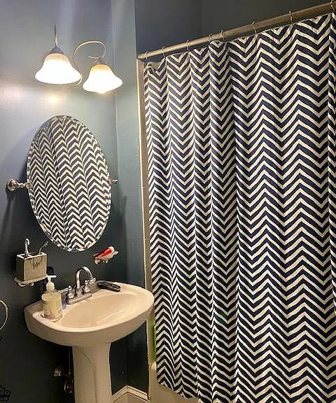 613 E 7th St #1 — Photo 18