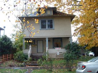 3508 SE Washington St APT B, Portland, OR 97214