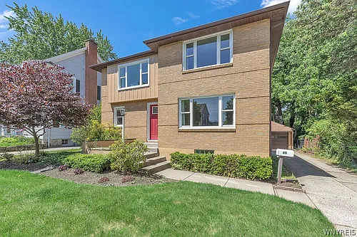69 Berryman Dr Photo 1