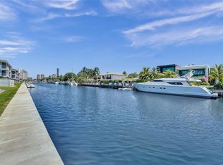 455 Paradise Isle Blvd APT 104, Hallandale Beach, FL 33009