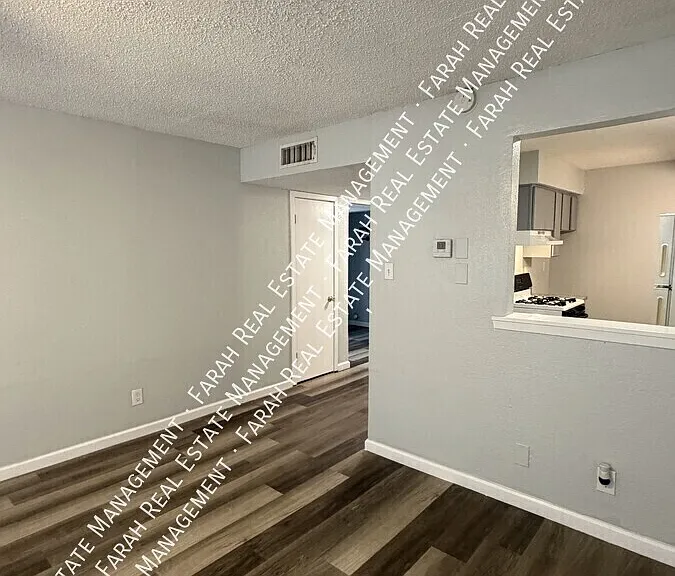 6016 Westridge Ln #405 — Photo 6