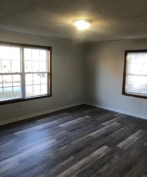 9 Robbins Cir — Photo 4
