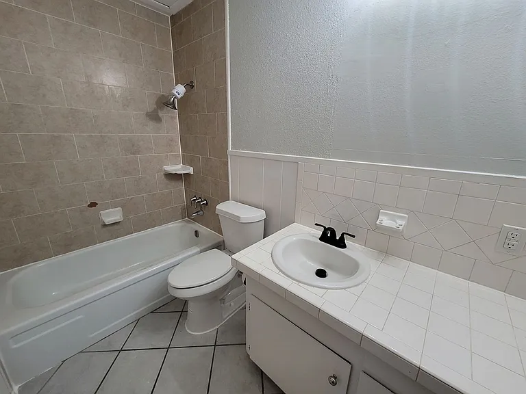 219 W Silversands Dr #5 — Photo 23