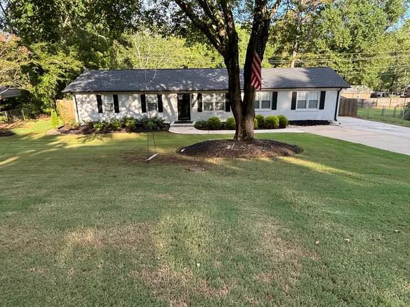 205 McArthur St, Easley, SC 29642