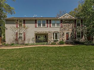 6103 Ridgebury Blvd, Cleveland, OH 44124