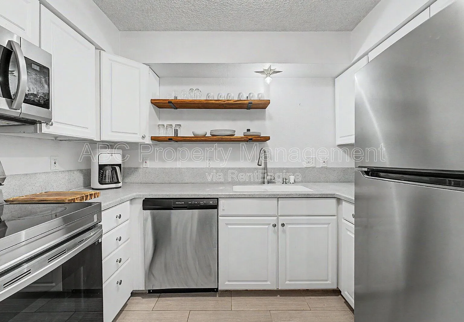 3 bed, 2.0 bath, 1712 sqft, $1,750 — Photo 4