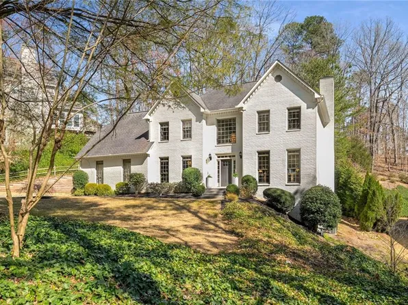 2115 Azalea Dr, Roswell, GA 30075