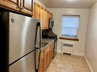 58 Cedarcliff Rd #1D, Staten Island, NY 10301